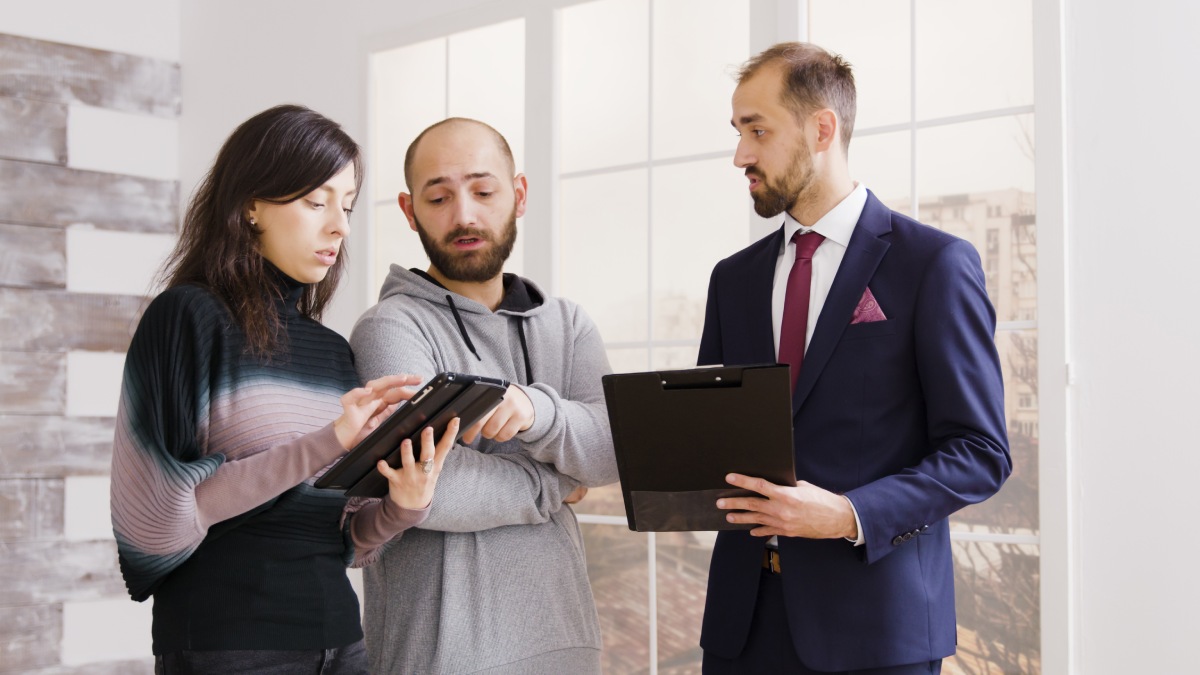 Reno real estate lawyer resolving a property title dispute