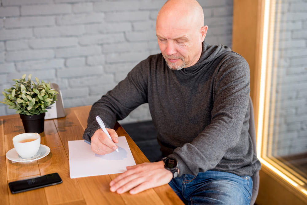 Nevada landlord preparing written notice to terminate a month-to-month tenancy
month to month notice Nevada