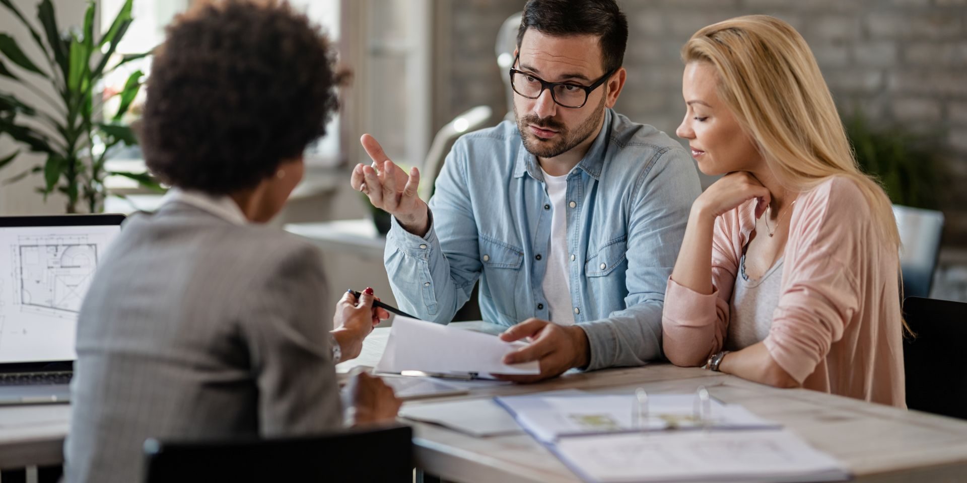 delayed-real-estate-closing-nevada Nevada home buyers and sellers dealing with a delayed real estate closing