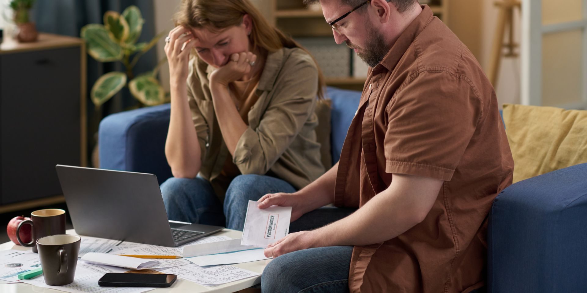 Nevada homeowner reviewing a potential foreclosure rescue scam
