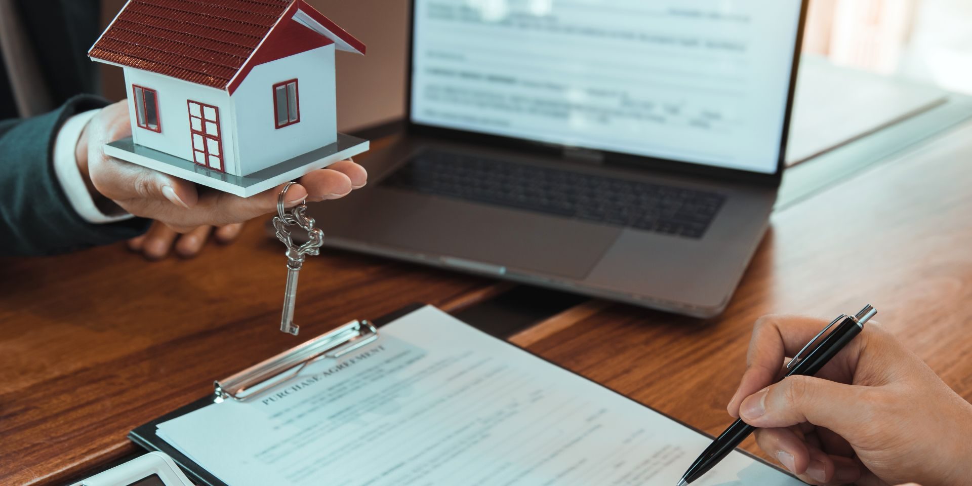 Nevada Seller’s Real Property Disclosure Form being reviewed before a home sale
