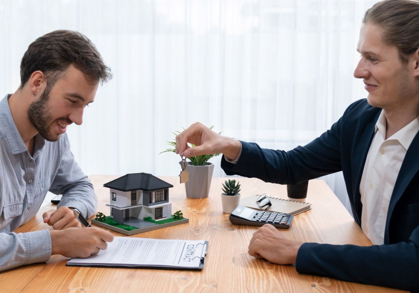 Investor purchasing property at a Nevada tax sale auction