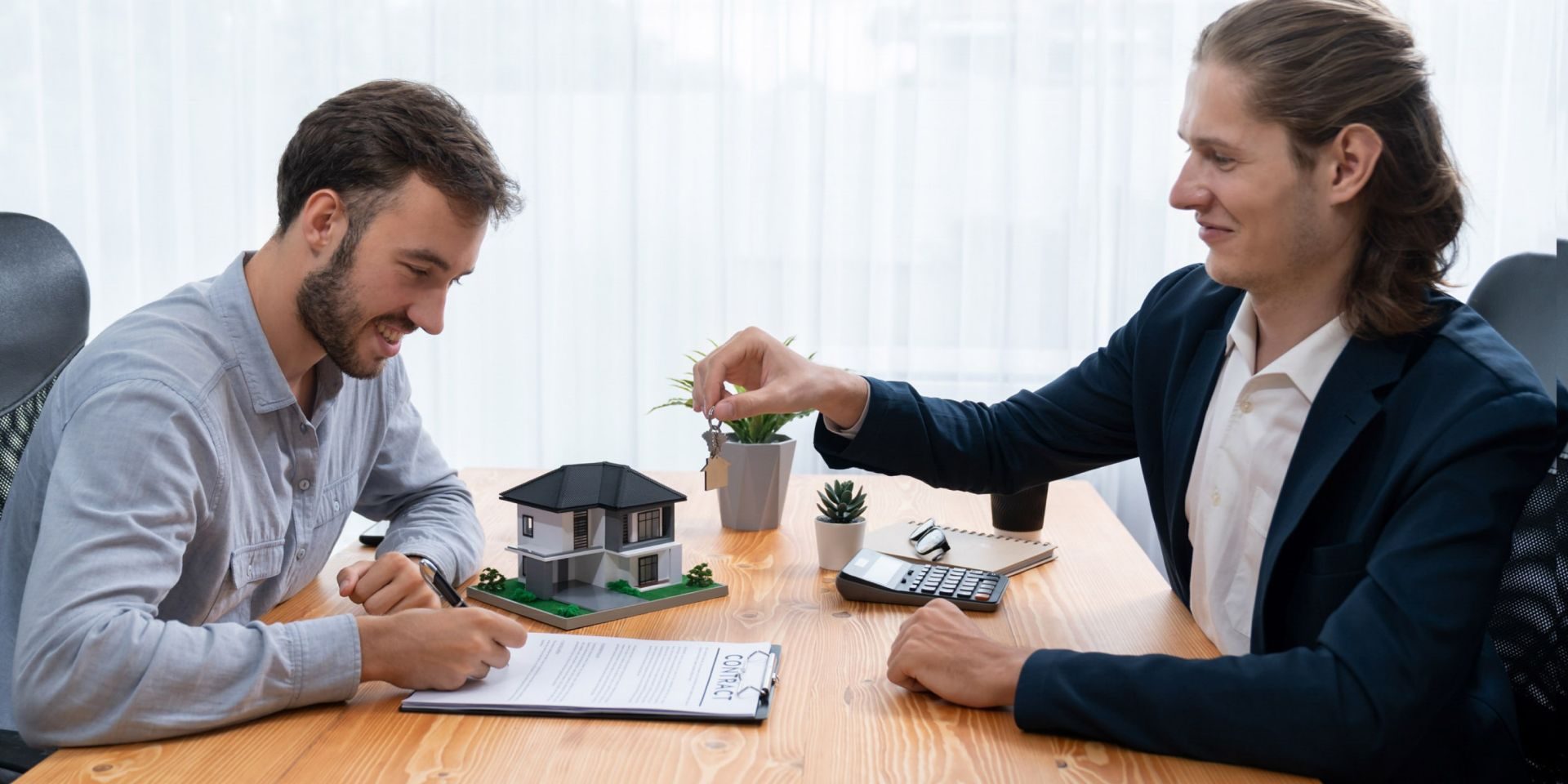 nevada-tax-sale-property-purchase Investor purchasing property at a Nevada tax sale auction